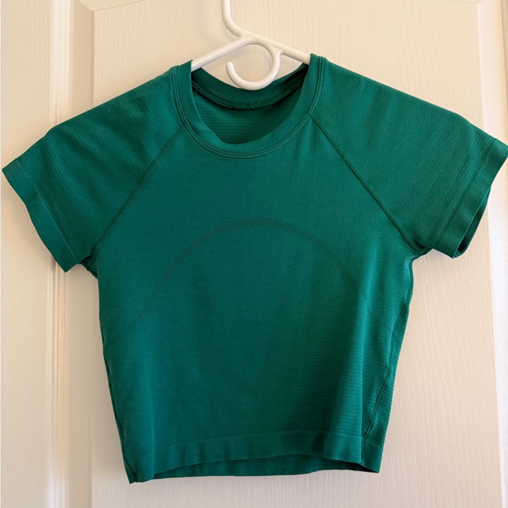 SOLD Swiftly Tech Cropped Short-Sleeve Shirt